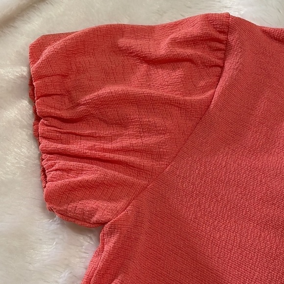 Halogen Puffed Sleeve Top NWT Size S - Picture 6 of 7